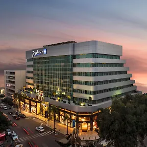 Radisson Blu Hotel, Verdun Бейрут