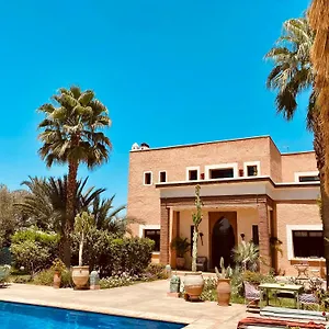 La Des Golfs & Pinkcactus فندق