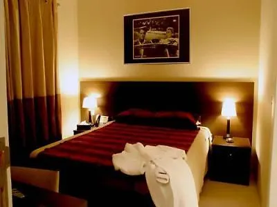 Golden Tulip Hotel De Ville Beirut