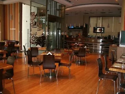Golden Tulip Hotel De Ville Beirut